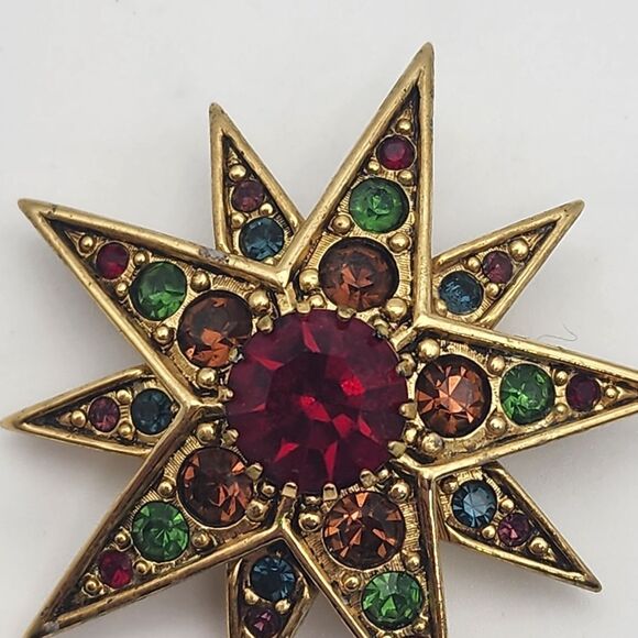 Vintage Joan Rivers Gold Tone Rhinestone Starburst Brooch - Picture 4 of 6